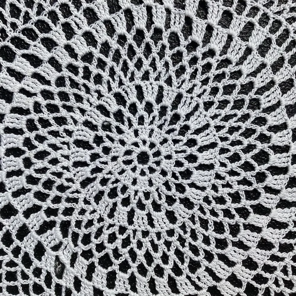 Vintage Handmade Ivory/White Crochet Lace Doily Centerpiece Decor 11